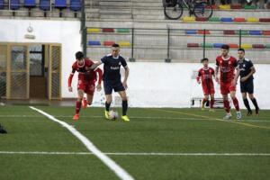 Sidi, jugador del C.D.E. Melistar, en el encuentro disputado ante el C.D. Rincón en el Campo de La Espiguera