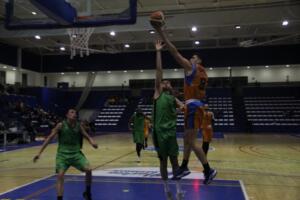 El conjunto melillense vencía en su feudo la pasada temporada al conjunto cordobés por un ajustado 77-73