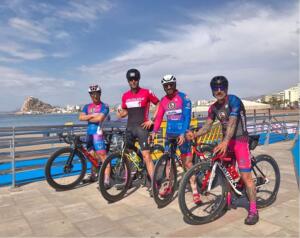 Los triatletas del Club Sin Límites representarán a Melilla en las dos pruebas nacionales en tierras murcianas