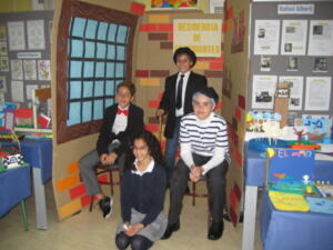 Los estudiantes del centro escolar han disfrutado de las actividades organizadas y los padres de la exposición