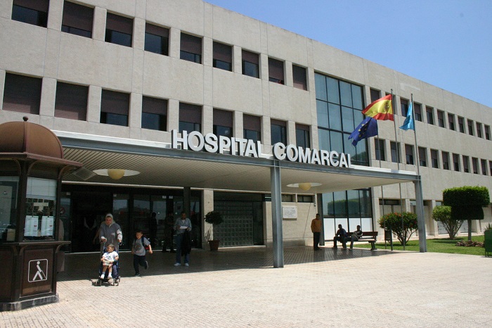 La mujer fue atendida en urgencias del Comarcal y trasladada a Málaga