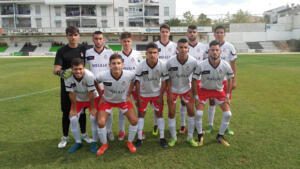 Una de las formaciones de la Peña Real Madrid
