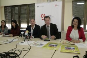 Mercedes Jordá, Rocío Llamas, Juan Antonio Marmolejo, Antonio Miranda y Rosa María Espejo ayer en el Campus de Melilla