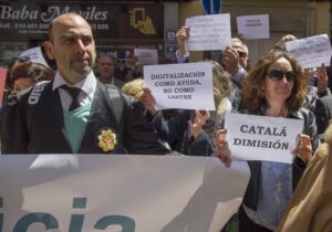 El decano de Melilla, con su toga