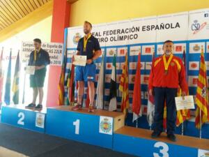 Santiago Montis, en lo más alto del pódium