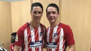 Borja Garcés, junto a Fernando Torres