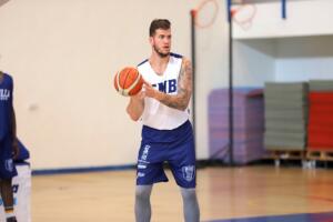 El pívot canario afirma que el Melilla Baloncesto esta convencido de conseguir la victoria y que sobre todo la remontada es posible