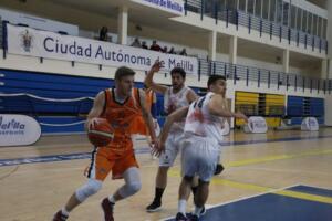 La cabalgata inaugural fue el pistoletazo de salida del Mercado Renacentista el pasado viernes