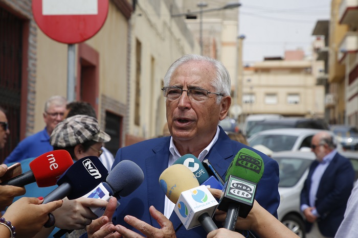 Imbroda cree que Marruecos debe tener claro que “Melilla es España” y que “Melilla ayuda mucho más a Marruecos que ellos a nosotros”