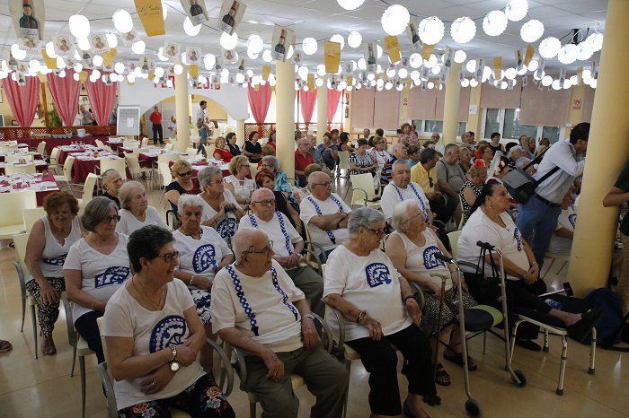 Los mayores del Centro Social preparados para que comience la Feria 2018