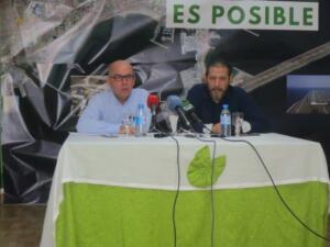 El presidente de CPM, Mustafa Aberchán, con el abogado Gonzalo Boye