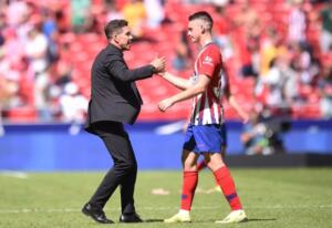 Borja Garcés recibió la felicitación del Cholo Simeone