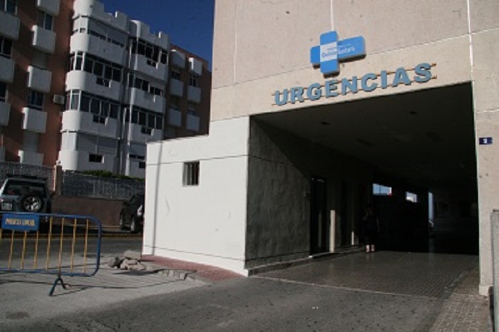 Los hechos tuvieron lugar en uno de los laterales del Hospital, junto a Urgencias