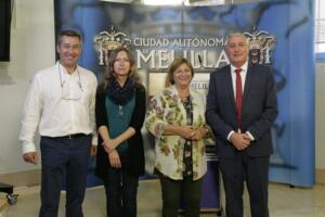 El consejero, junto a los técnicos de la Granja y la presidenta de AFAL Melilla