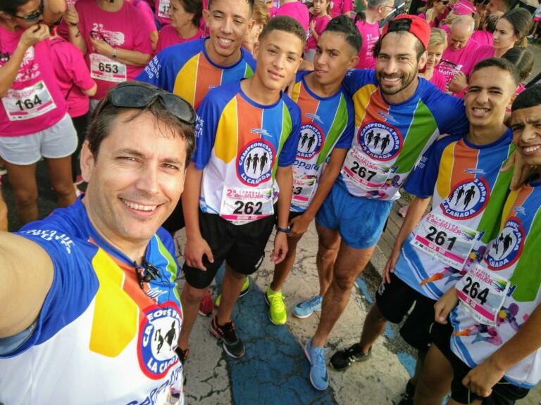 José L. Villena (i) junto con Soledad Monzón, Consejera de Educación de Canarias; Ramón Aciego, Presidente del Consejo Escolar canario y Mustafa Mohamed, de Ceuta