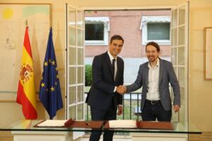 “Entregarse en manos de Podemos y de los separatistas para seguir en el sillón de presidente del Gobierno de España va en contra de los intereses de los españoles”, afirmó Imbroda