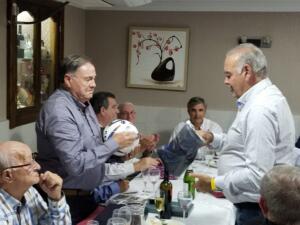 Juanirri, durante el homenaje que ha recibido del Grupo de Amigos de Futboleros de Melilla