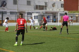 El Rusadir podría abandonar el farolillo rojo