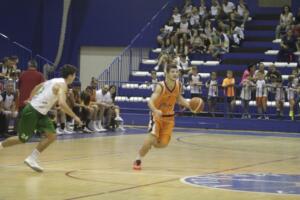 Imagen del duelo que enfrentó la pasada temporada a melillenses y cazorleños en el ‘Pezzi’