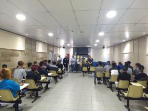 Amlega se reunió el viernes en el CETI con solicitantes de asilo LGTBI