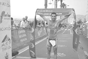 Luis Miguel Ruiz Narváez, campeón del Circuito Melillense de Triatlón 2018
