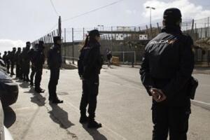 Policías Nacionales durante un cierre