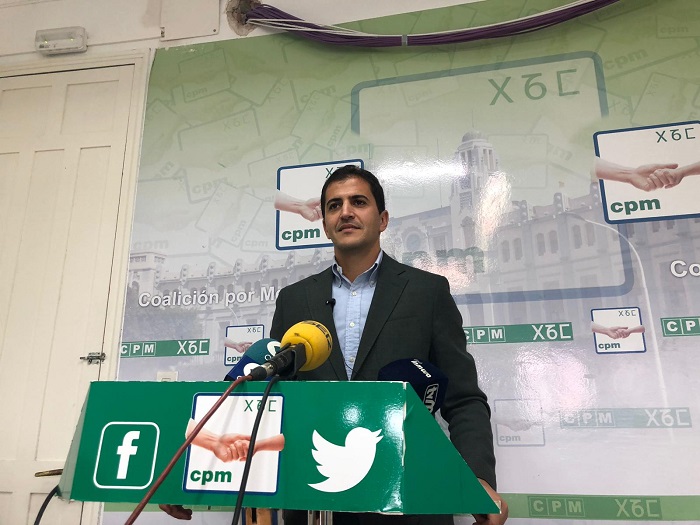 El diputado de Coalición por Melilla (CpM) Rachid Bussian, ayer en rueda de prensa