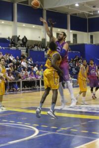 Javi González fue el mejor de los melillenses en tierras bastetanas, con 31 créditos de valoración