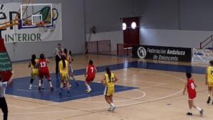 Partido para olvidar en el Pabellón Los Guindos