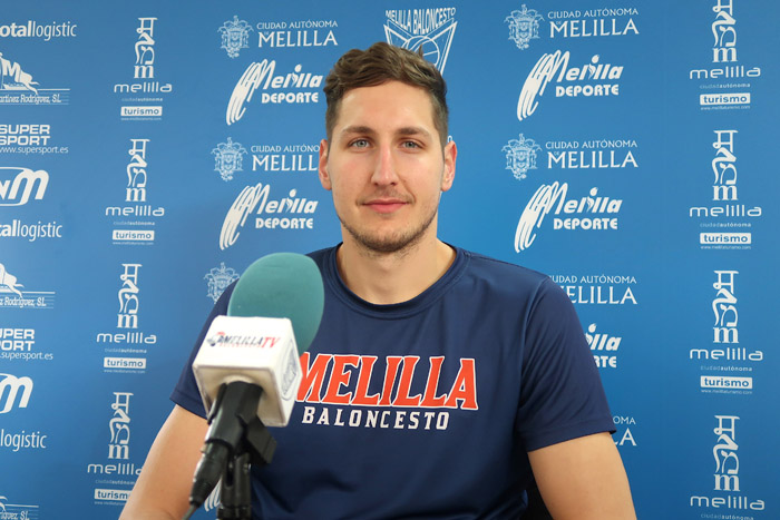 Vasilije Vucetic, jugador del Club Melilla Baloncesto