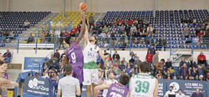 El Melilla Baloncesto se impuso en la primera vuelta por 82-72.