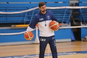 El técnico del decano, en una sesión preparatoria de la plantilla