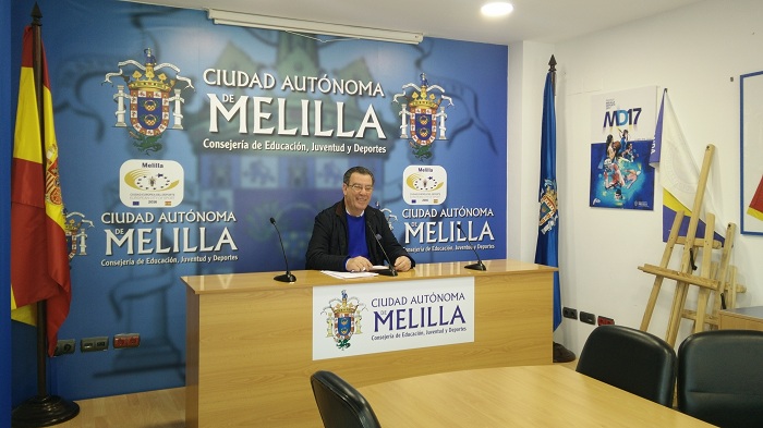 El Consejero de Deportes de la Ciudad Autónoma de Melilla, Antonio Miranda, anunciando la nueva edición de los Premios Melilla Deporte