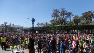 Concentración tras la muerte del ciclista melillense Carlos Huelin