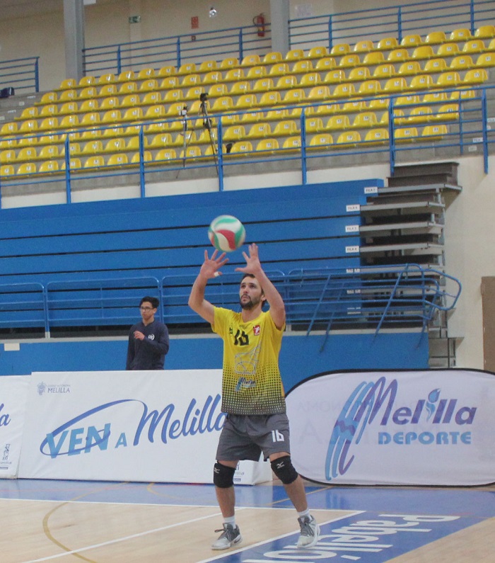 Kefrén Bravo, jugador del Club Voleibol Melilla