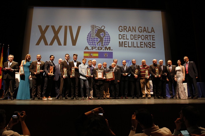 Foto de familia de los premiados de la última edición de la Gran Gala del Deporte de la Asociación de la Prensa Deportiva de Melilla