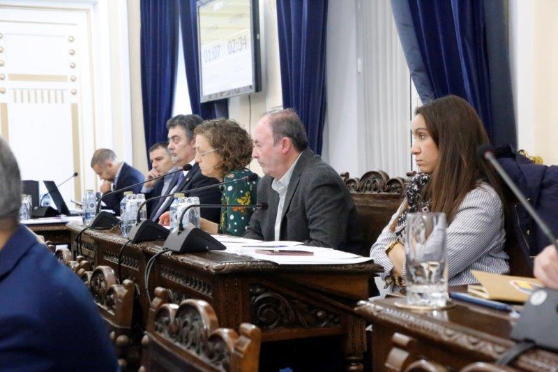 Rojas dijo que cuando vino la actual ministra de Sanidad hace unos días, cada uno se pagó “de su bolsillo” la comida