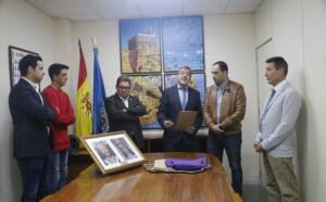 Representantes de la Cofradía, del Voluntariado y del centro penitenciario