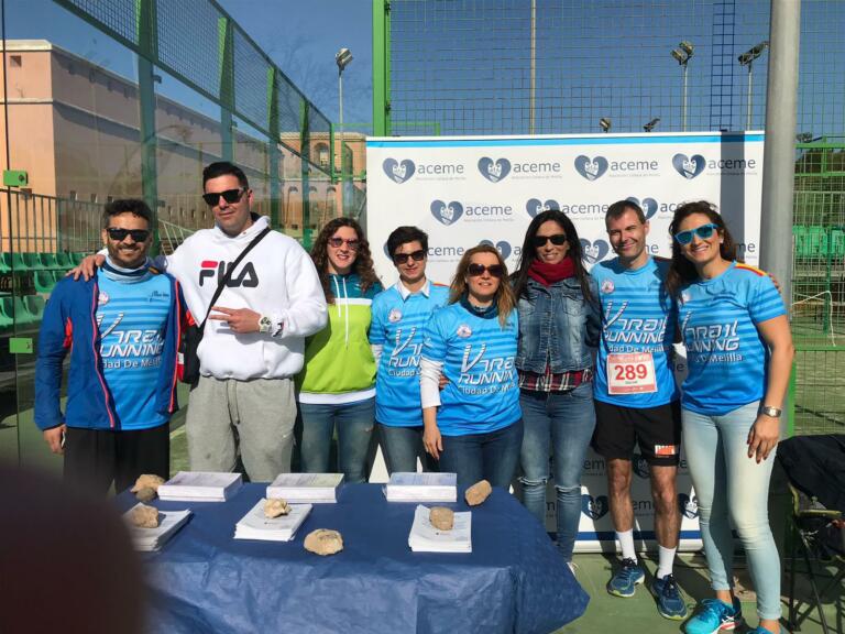 Miembros de la Asociación de Celiacos de Melilla (ACEME) con los organizadores