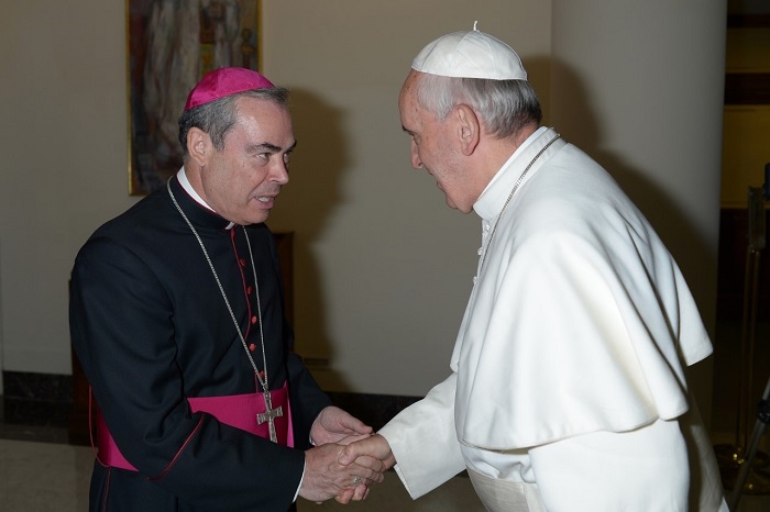 El Papa Francisco junto con el obispo de Melilla y Málaga