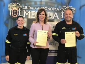 Representantes de IAE junto a la consejera