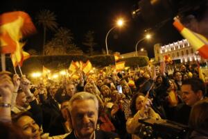 No faltaron las banderas nacionales