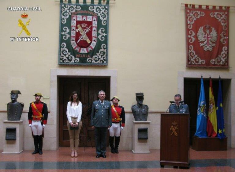 Sencillo y solemne acto, presidido por la delegada del Gobierno, Sabrina Moh, y el coronel jefe, Antonio Sierras
