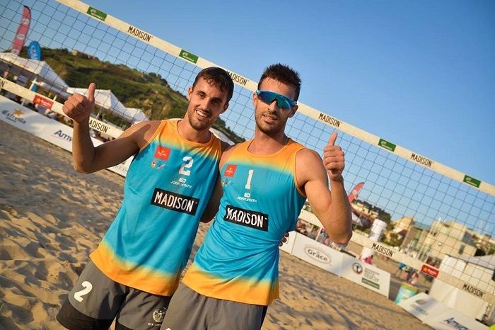 Los hermanos Vicente y Javier Monfort ya preparan la temporada en playa