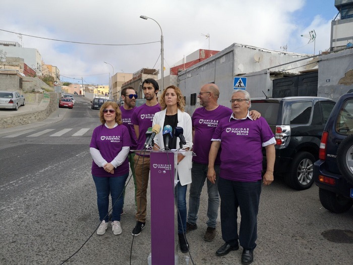 La candidata a la Presidencia por Podemos, Gema Aguilar con varios miembros en el Monte
