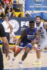 Caleb Agada volvió a cuajar una gran actuación, con 25 tantos de valoración