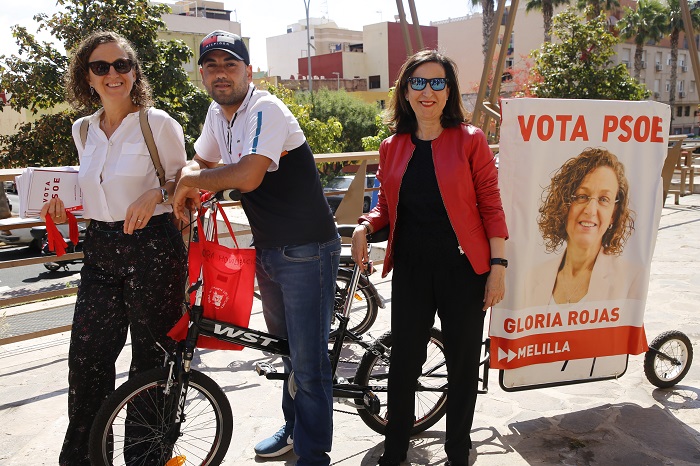 Margarita Robles se desplazÃ³ a Melilla para arropar la candidatura de Gloria Rojas