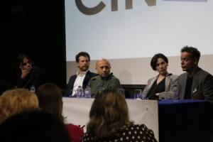 En la mesa, Rafael Cobos, Luis Alegre, Álvaro Cervantes, Ariadna Gil y Jorge Sanz