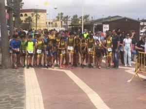 Los triatletas Infantiles, en una de las competiciones locales