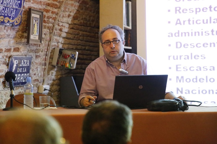 El historiador Marcos Pérez ofreció ayer una conferencia sobre la Rebelión del Rif